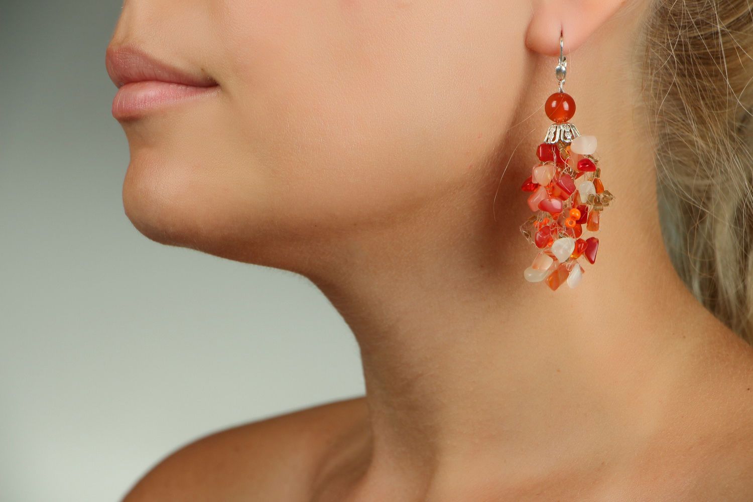 Boucles d'oreilles avec cornaline et perles de rocaille tchèques  photo 5