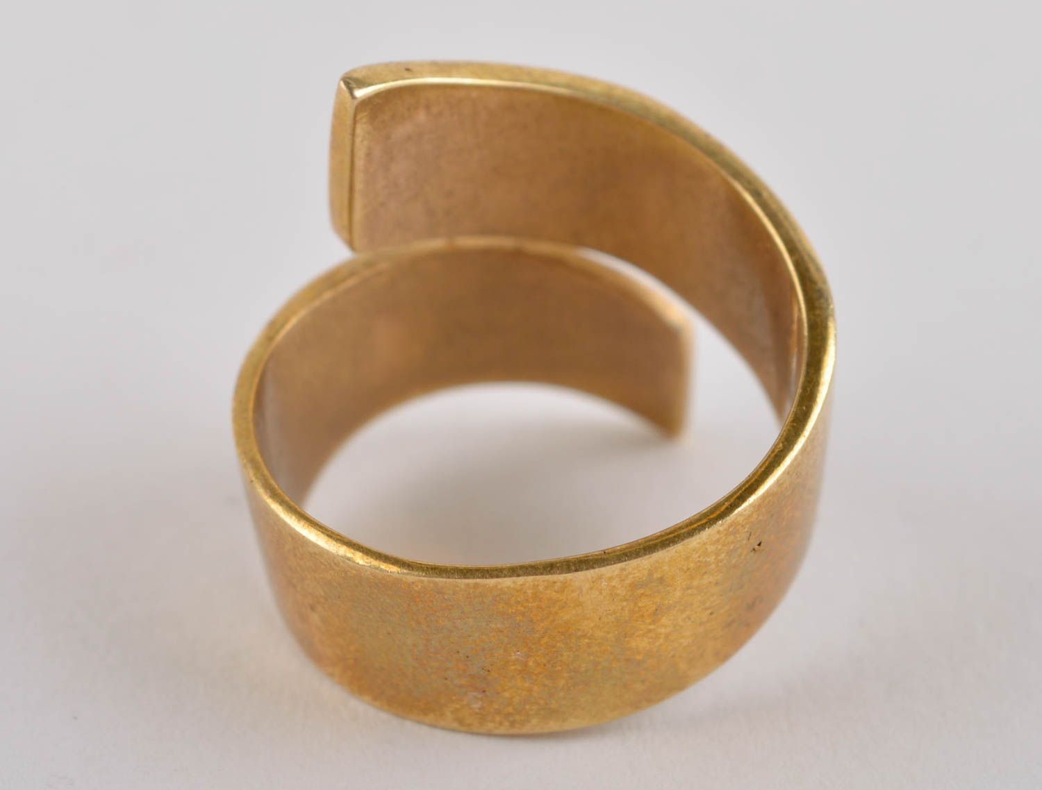Кольцо ручной работы украшение из латуни модное кольцо оригинальное с камнями фото 5