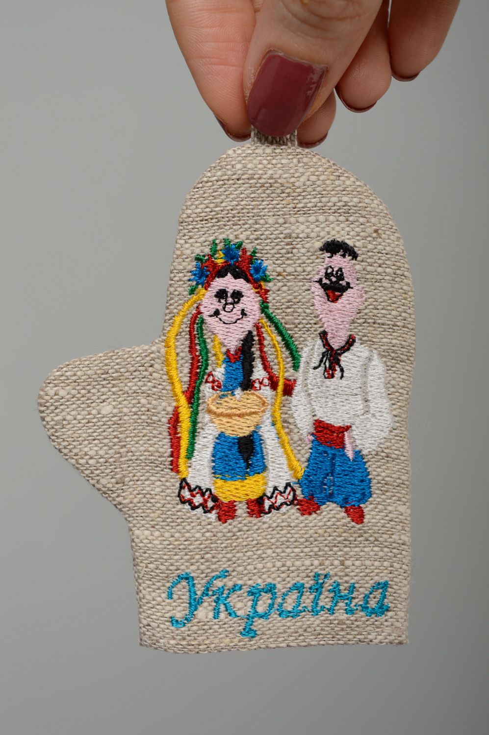 Fridge magnet with Ukrainian theme Mitten photo 4