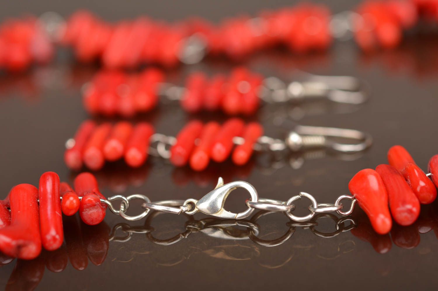 Set of handmade designer jewelry with red coral 2 items necklace and earrings photo 5