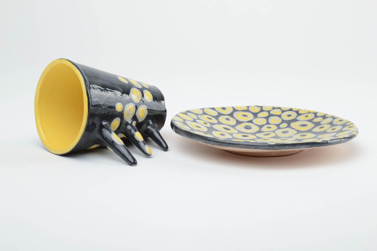 10 oz ceramic glazed black and yellow tea drinking cup in giraffe style photo 3