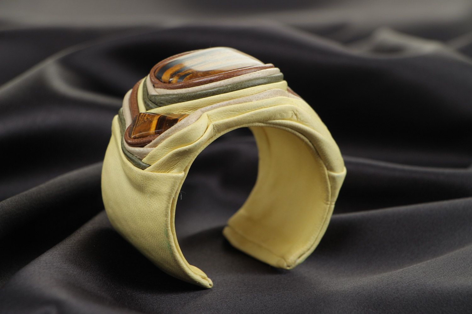 Handmade wide leather bracelet in light color with jaspilites stone adjustable size photo 1