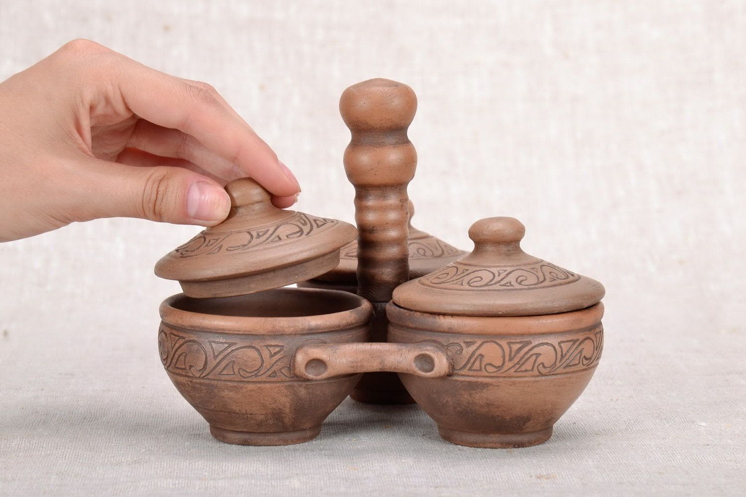 Triple ceramic set for spices photo 3