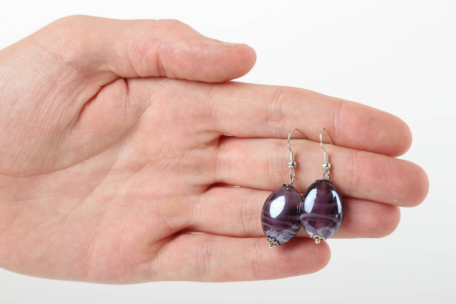 Handmade violette Glas Ohrringe Accessoire für Frauen Designer Schmuck  foto 5