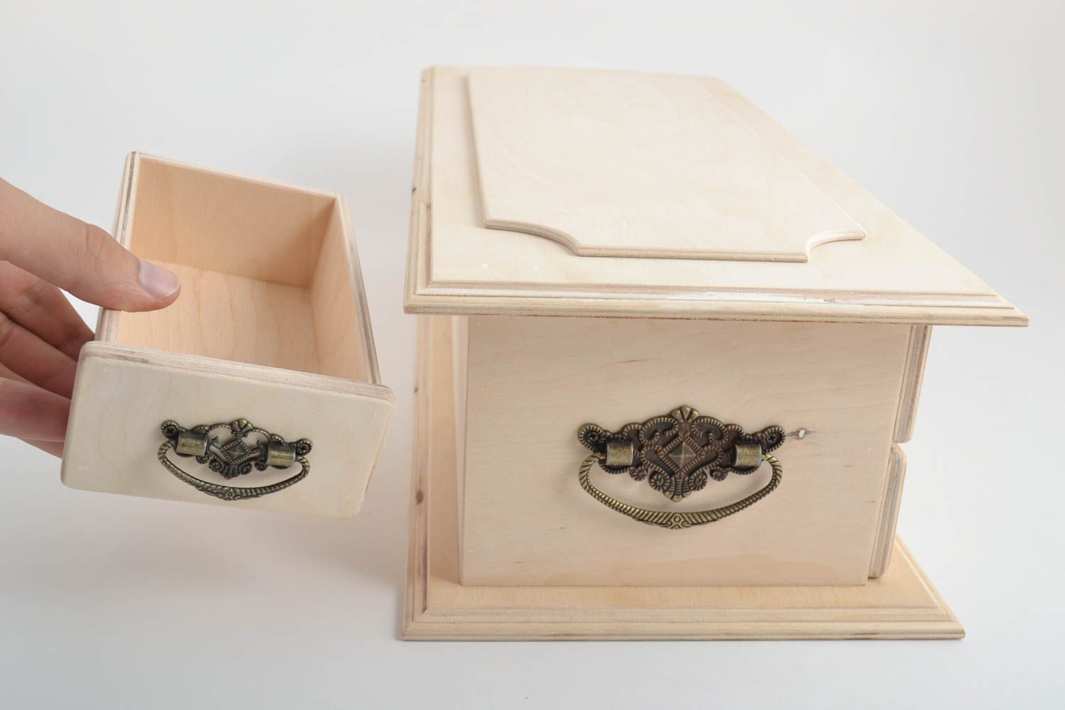Boite avec tiroirs fait main Commode miniature en bois brut Boîte à décorer photo 4