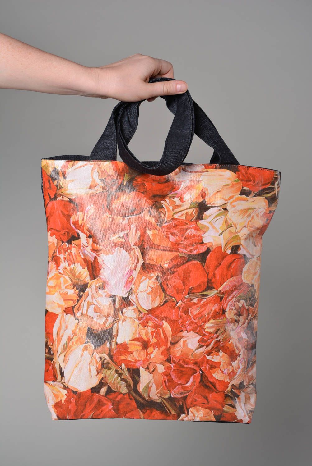 Beautiful handmade shoulder bag textile bag design fashion accessories photo 3