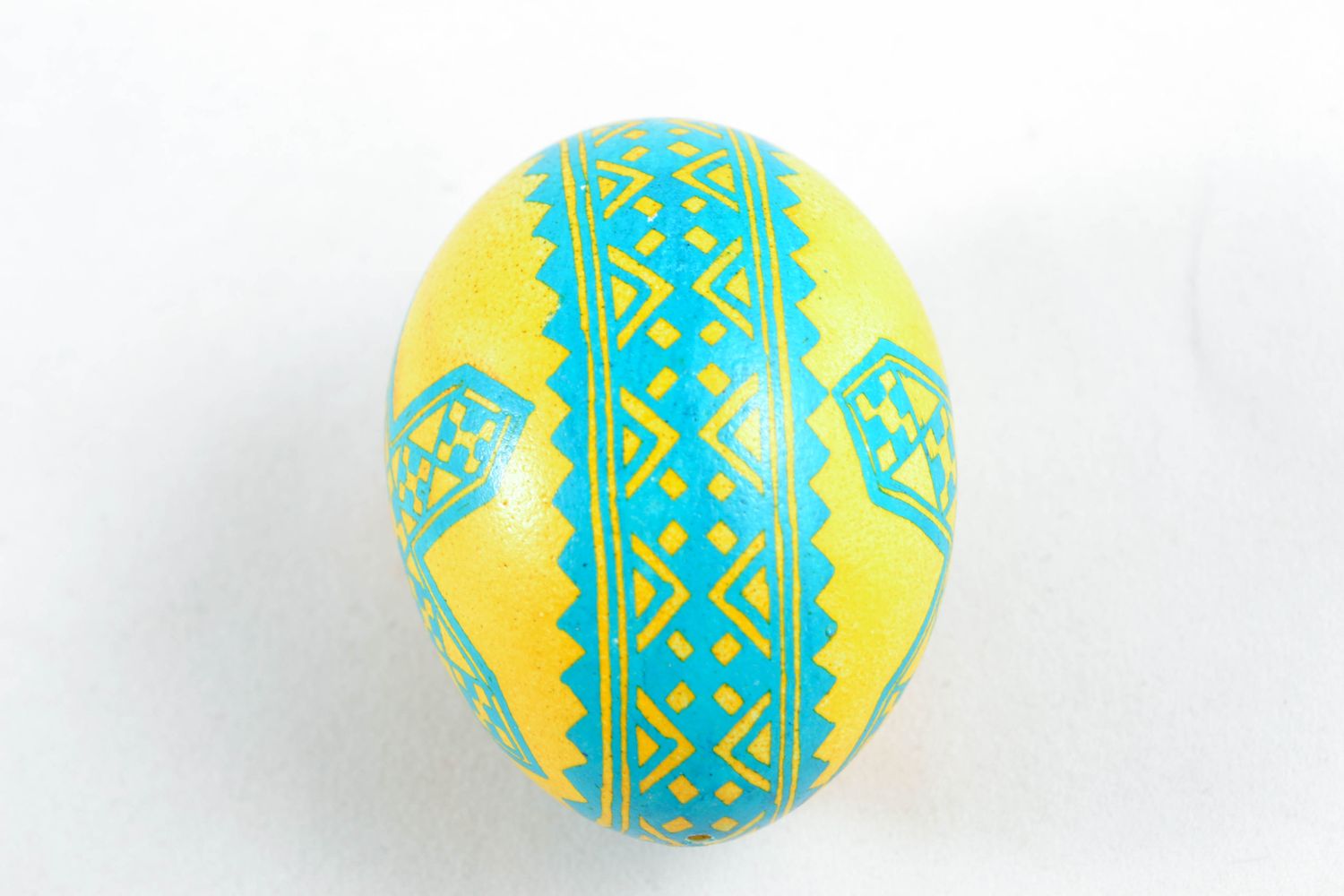 Handmade painted egg photo 4
