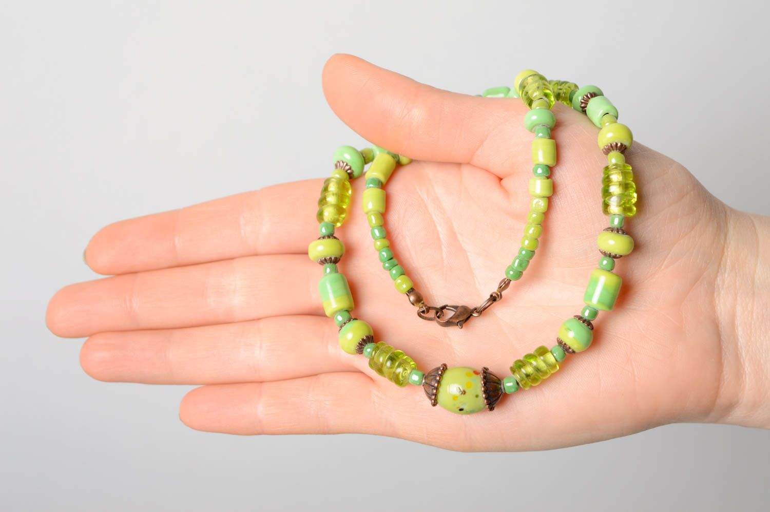 Green lampwork glass bead necklace photo 4