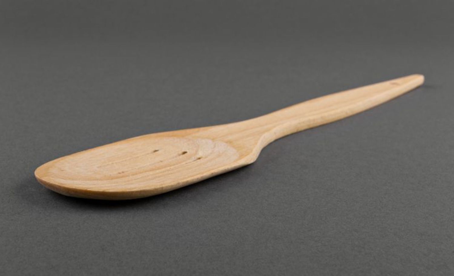 Kitchen spatula with cuts photo 4