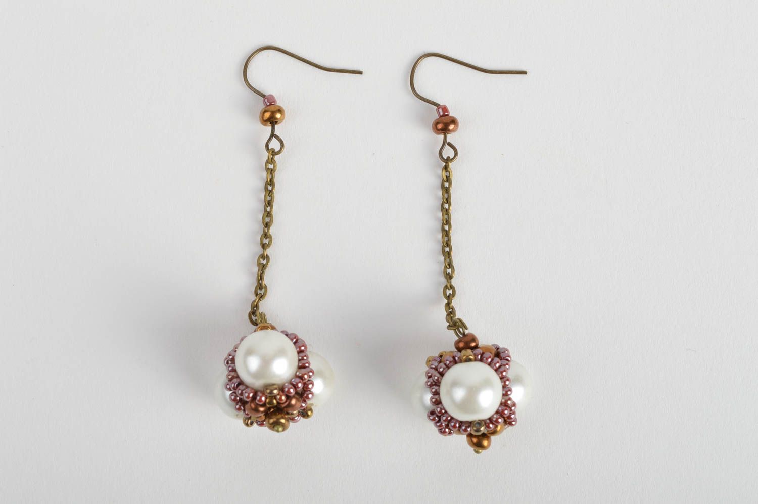 Handmade long dangle earrings with metal chains and pearl like beads photo 2