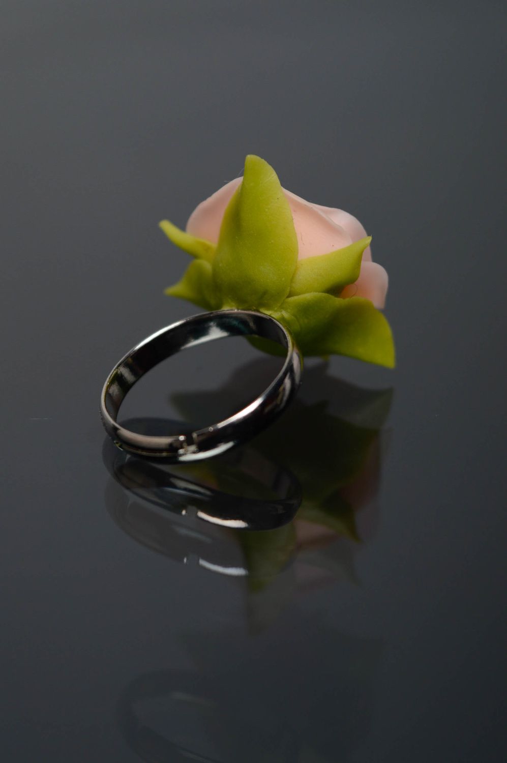 Красивое кольцо из холодного фарфора фото 2