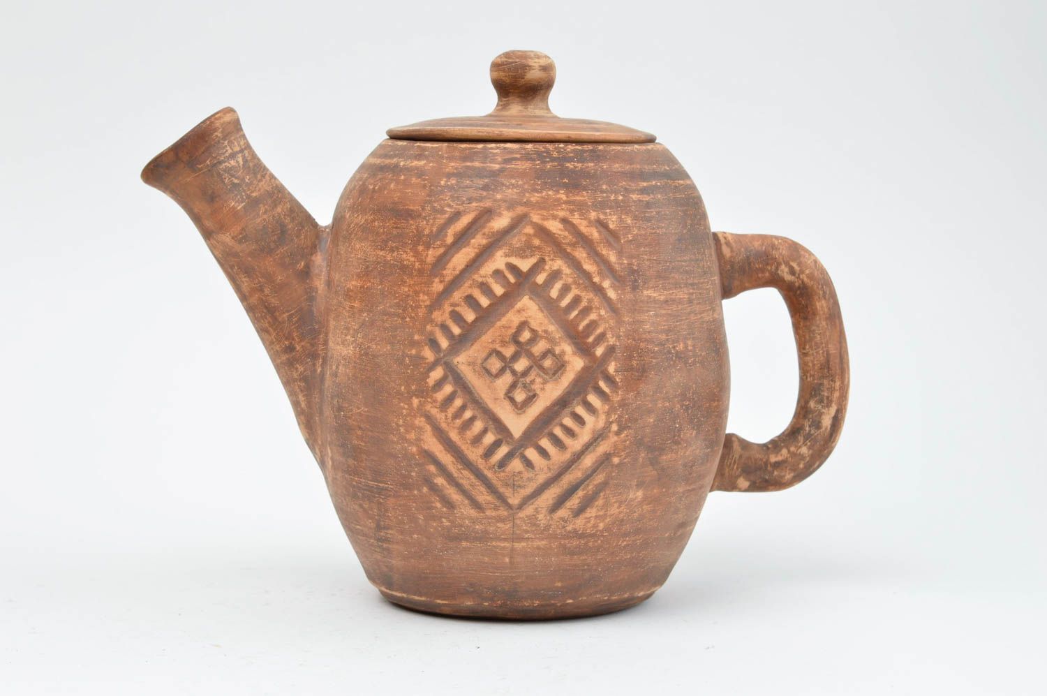 Керамический чайник ручной работы с узорами в этническом стиле авторский фото 2