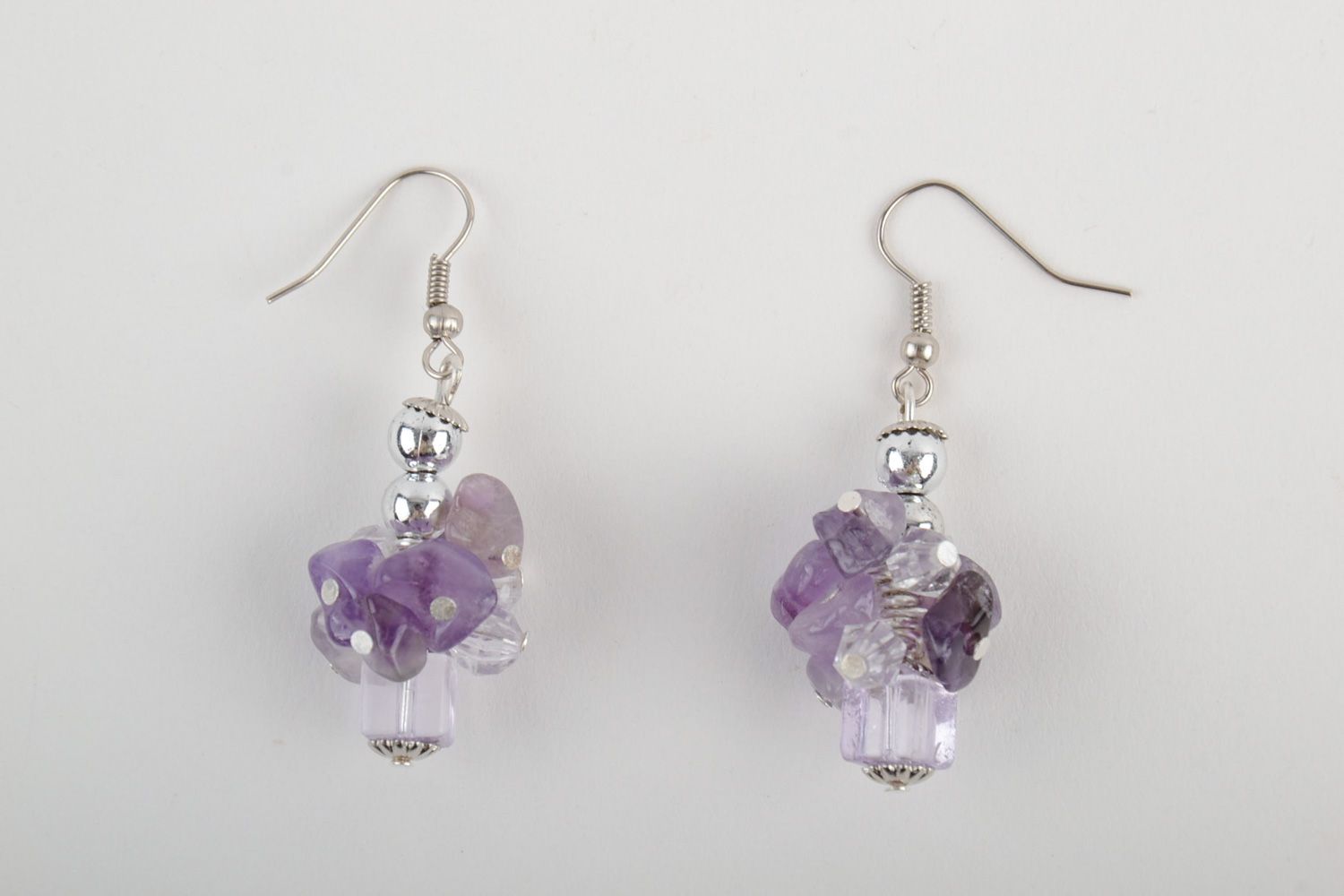 Tender handmade dangle quartz earrings of light violet color with beads photo 5
