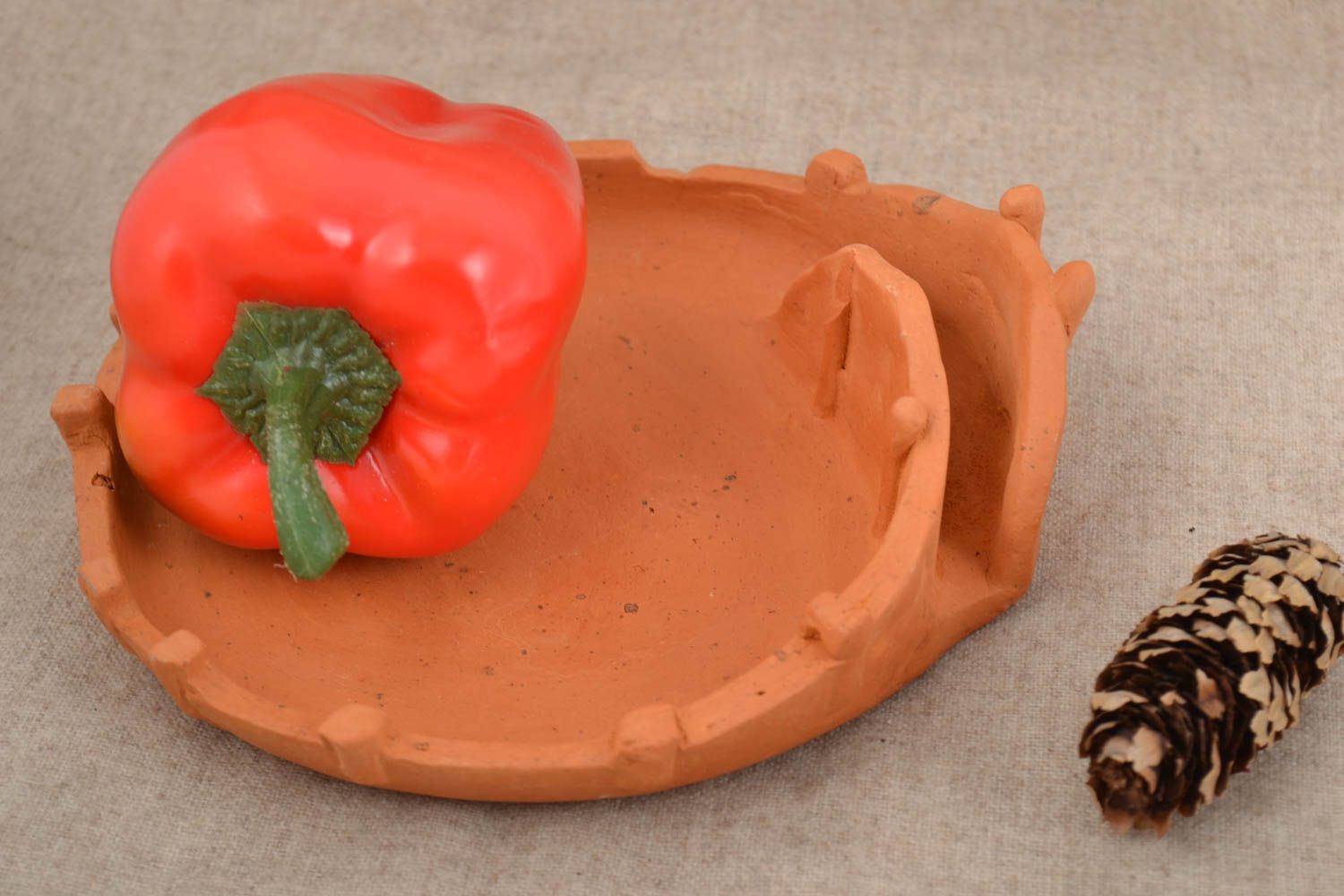 Handmade Serviettenhalter aus Ton mit Teller klein originell Öko Geschirr foto 1