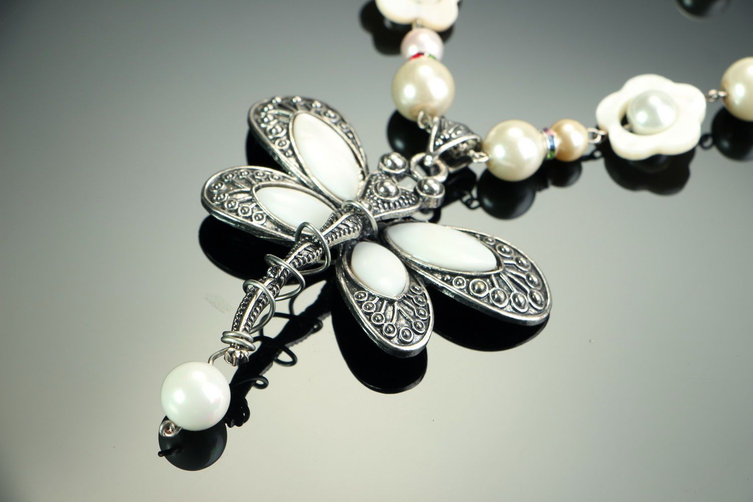 Necklace with artificial pearls Dragonfly photo 2