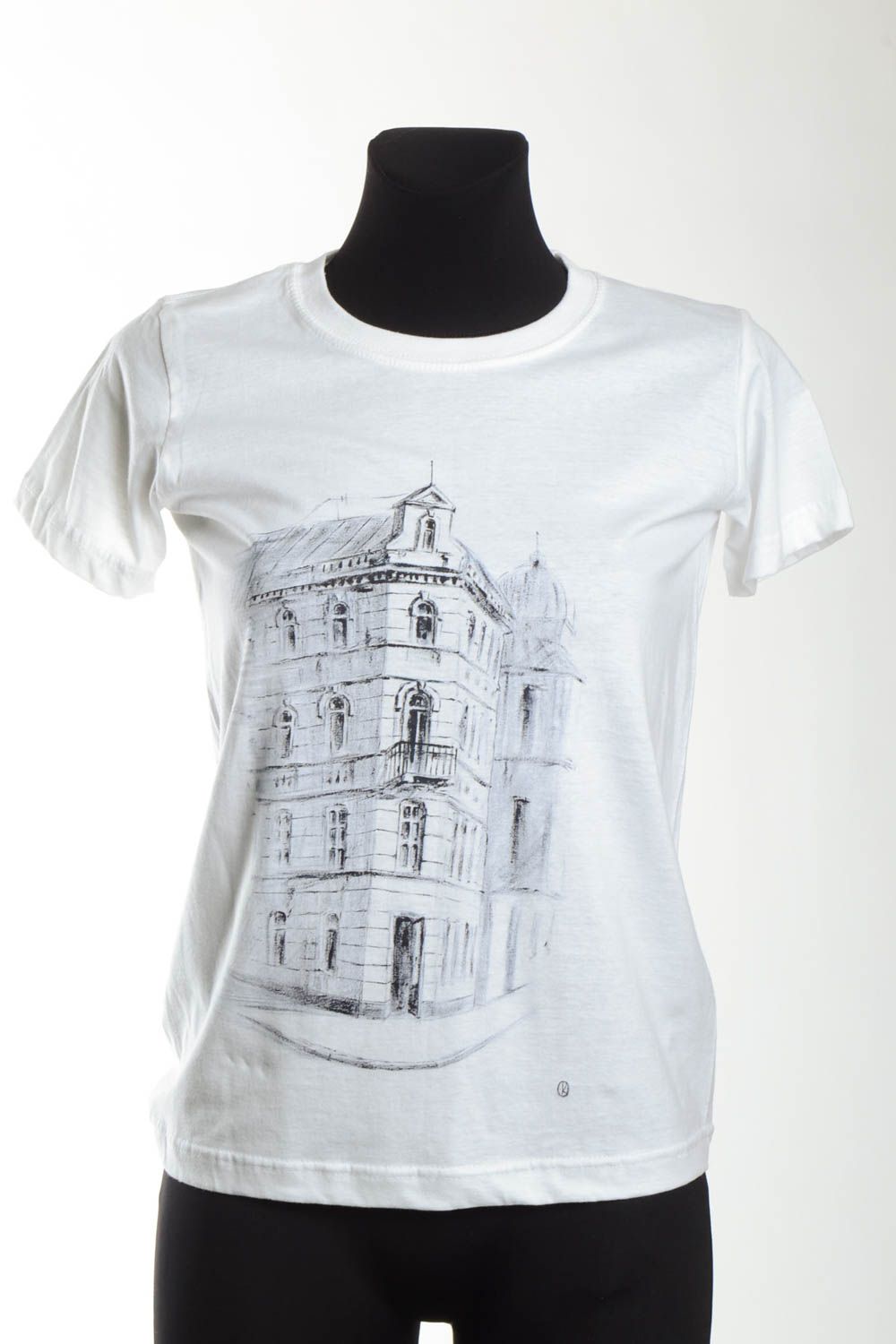 White unusual T-shirt designer feminine clothes fashionable accessories photo 2