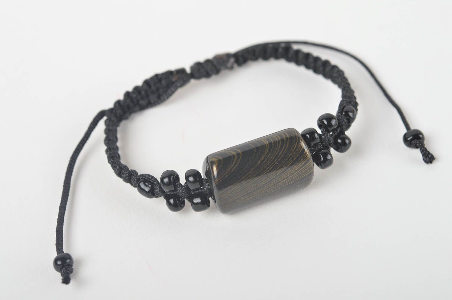 Браслет ручной работы браслет из шнурков плетеный браслет черный с бусиной фото 3