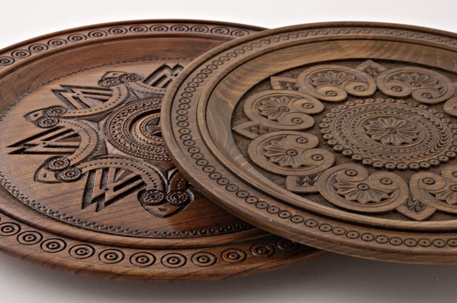Handmade decorative carved plate photo 1
