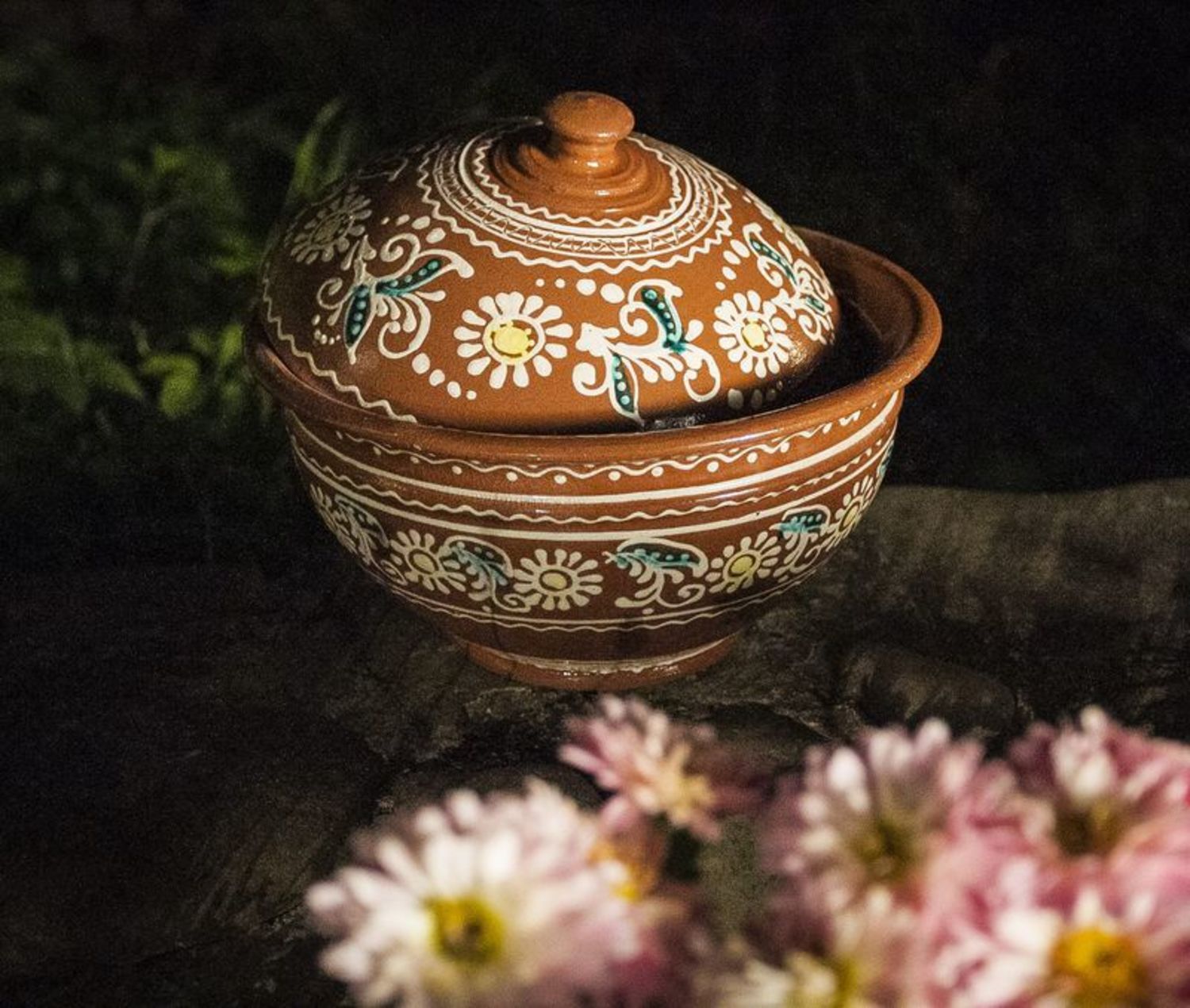 Ceramic decorative bowl photo 5