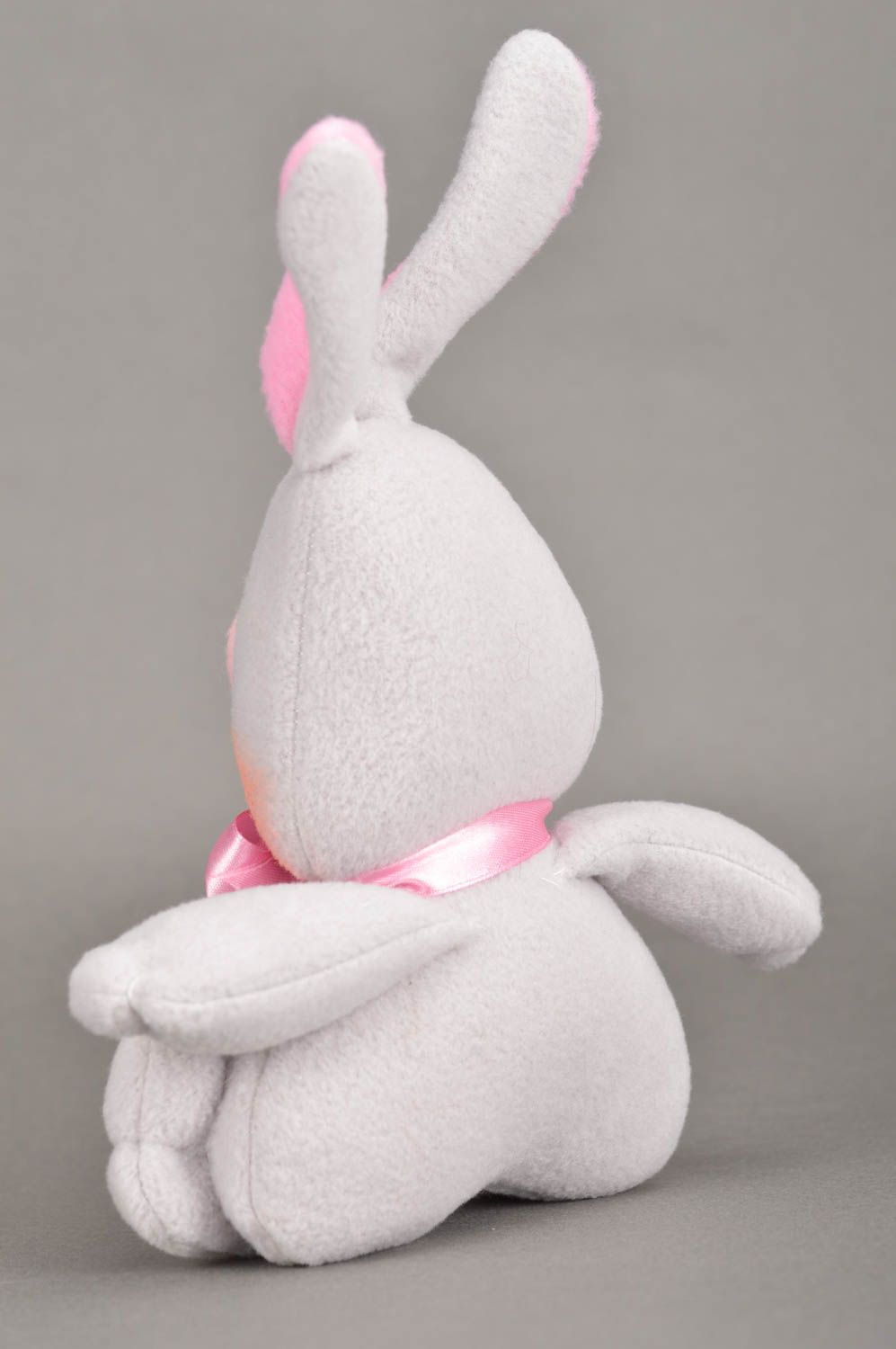 Забавная мягкая игрушка для ребенка из ткани ручной работы зайка розовый фото 5