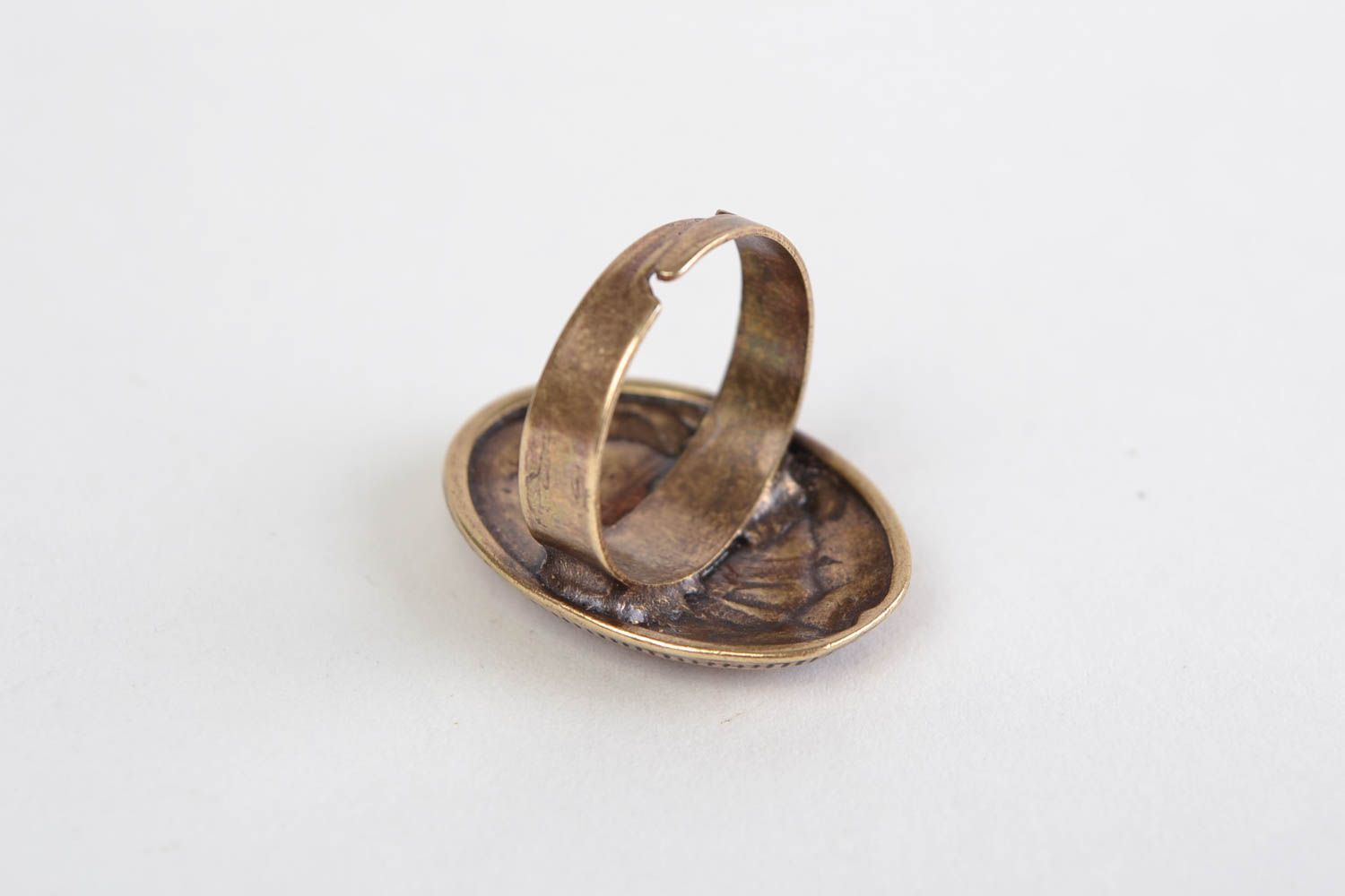 Кольцо из металла ручной работы овальное женское красивое с узором авторское фото 5