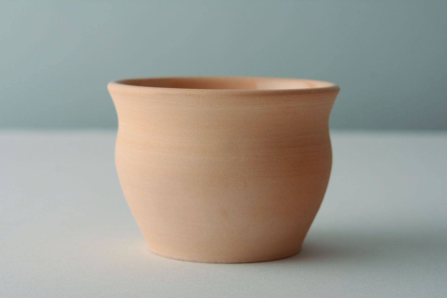 Ceramic salt pot photo 1