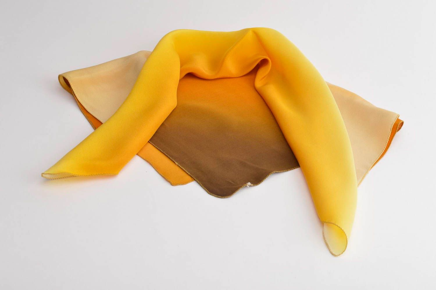 Echarpe jaune faite main Foulard en soie Accessoire original pour femme  photo 3