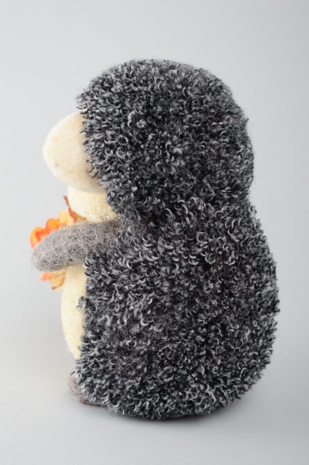 Handmade pompom toy Hedgehog photo 4