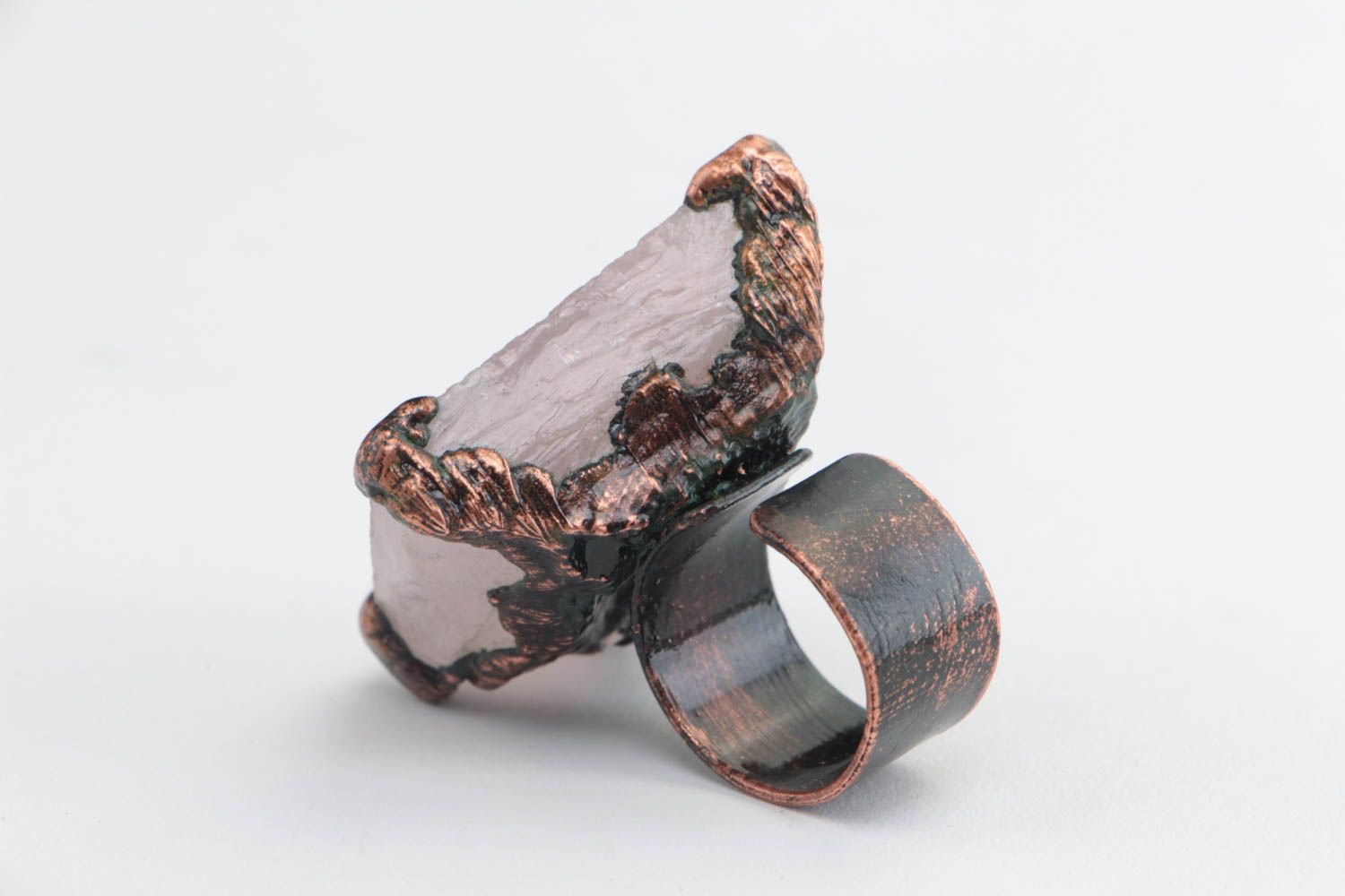 Large massive handmade designer copper ring with quartz natural stone open type photo 4