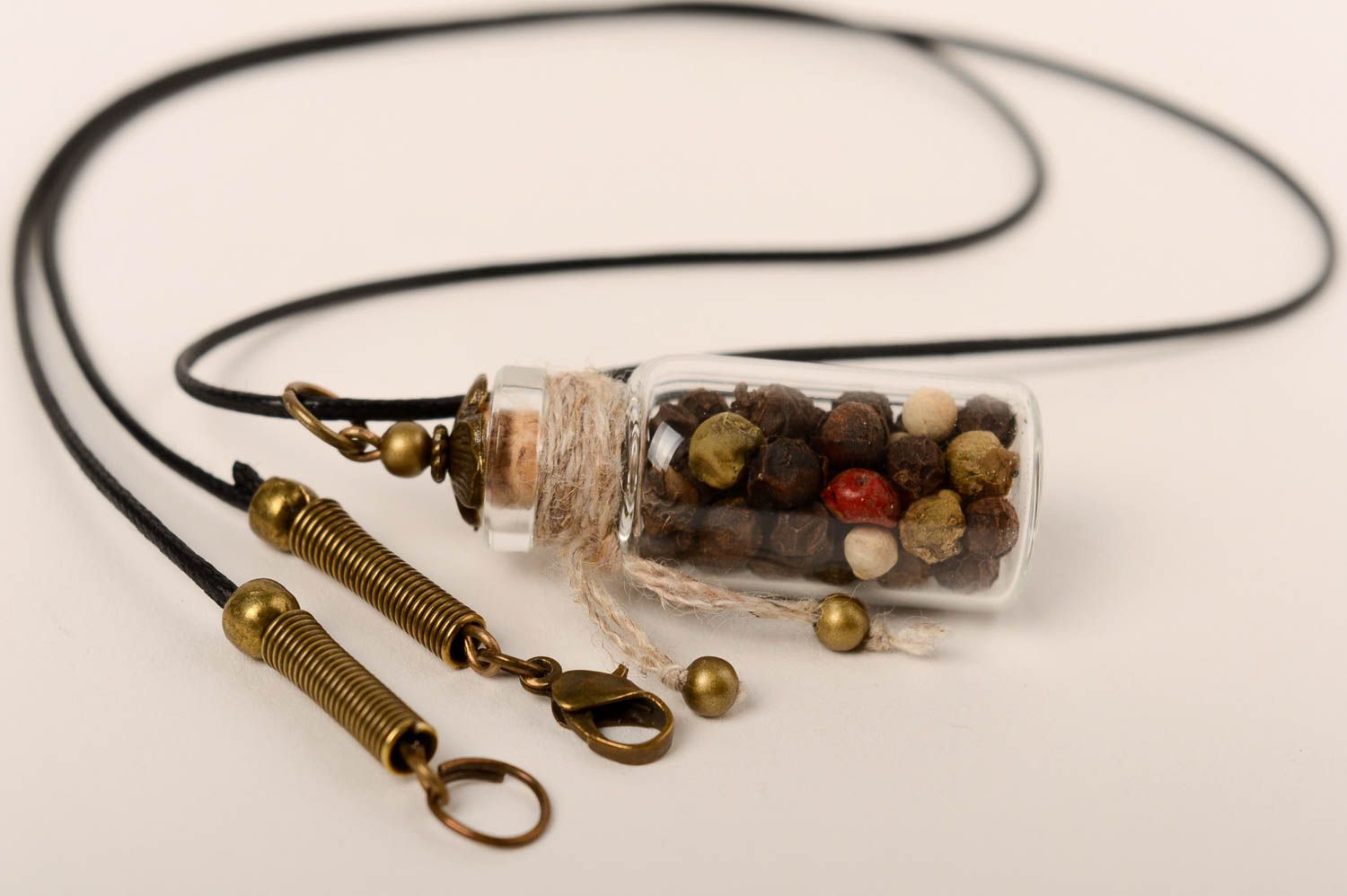 Beautiful handmade glass pendant glass necklace handmade neck accessories photo 2