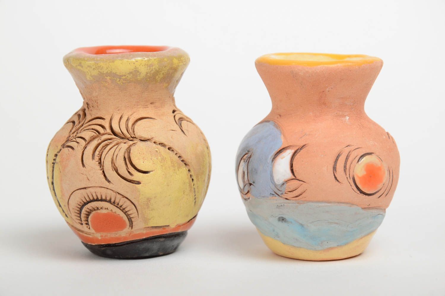 Juego de jarros decorativos artesanales de cerámica pintados 2 piezas  foto 2