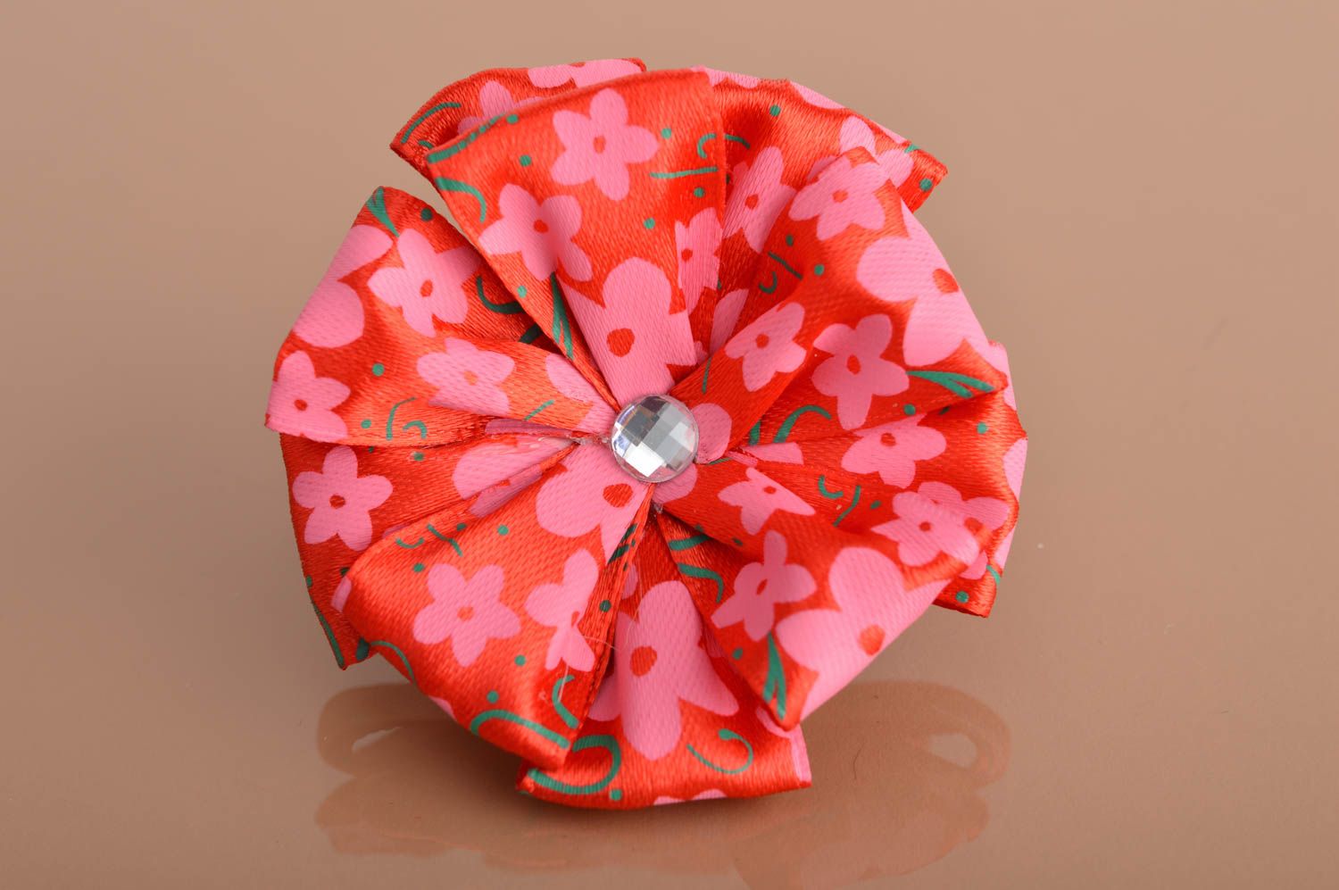 Handmade children's hair tie with red satin ribbon flower with rhinestone photo 2