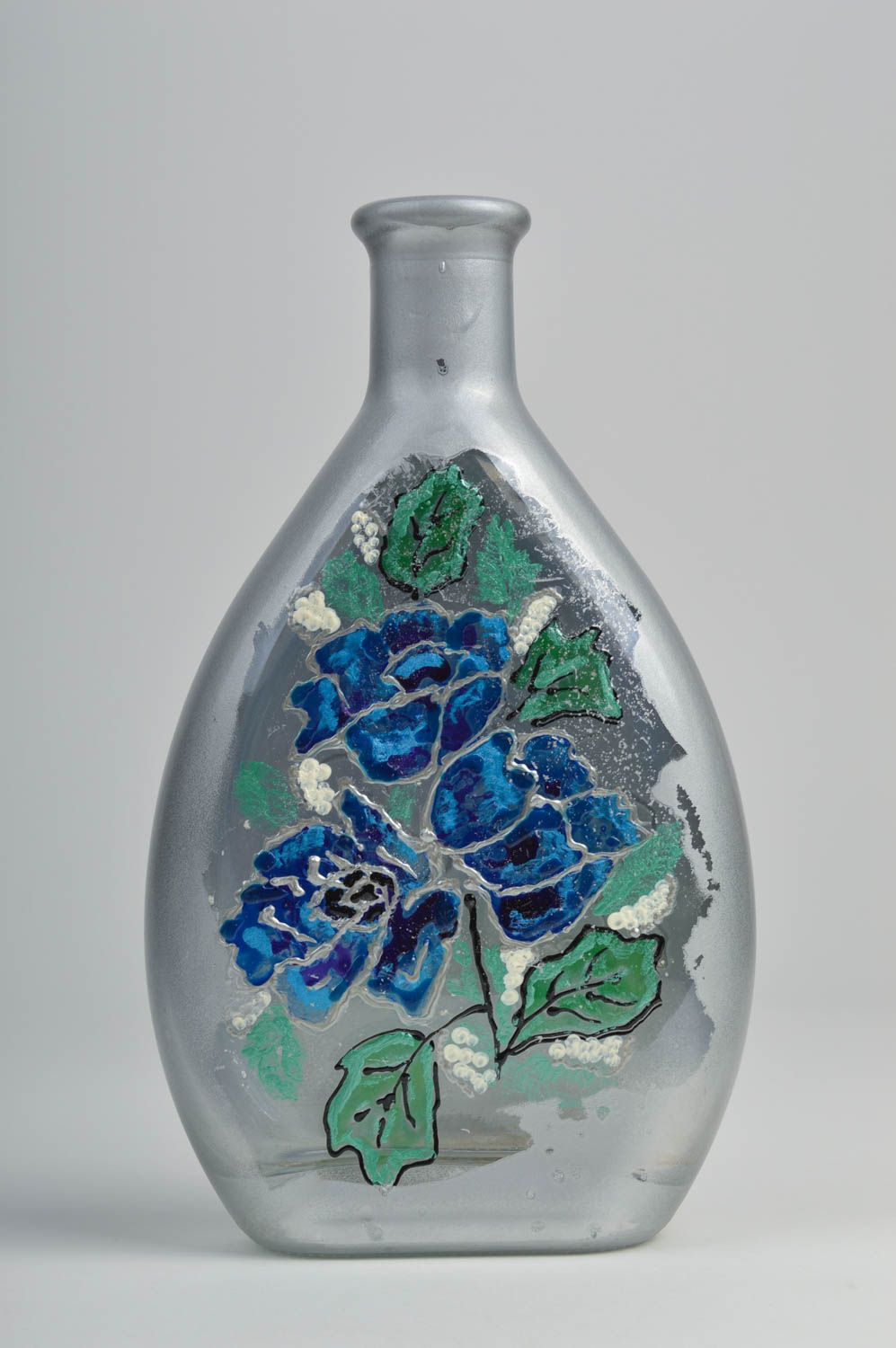 10 inches tall flat bottle shape vase glass with hand-painted blue roses 1,7 lb photo 2