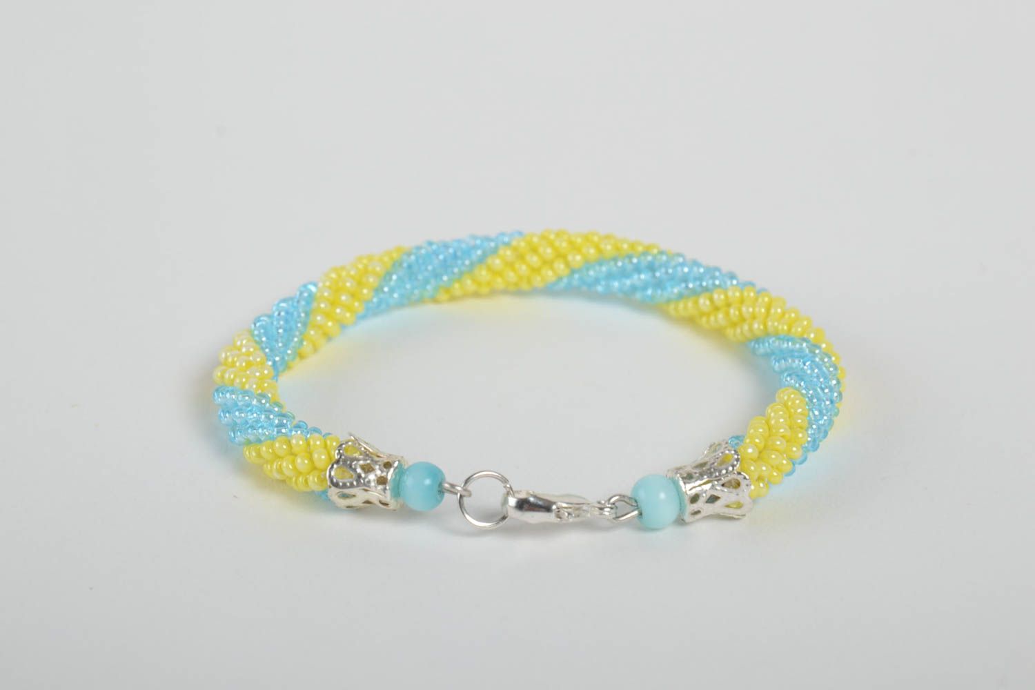 Bracelet perles de rocaille Bijou fait main bleu jaune Cadeau original femme photo 3