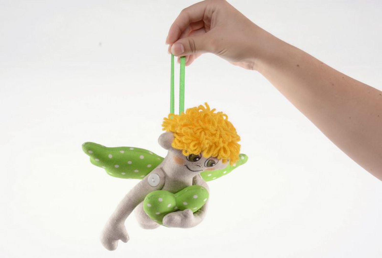 Кукла-игрушка мягкая Ангел с зелеными крыльями фото 2