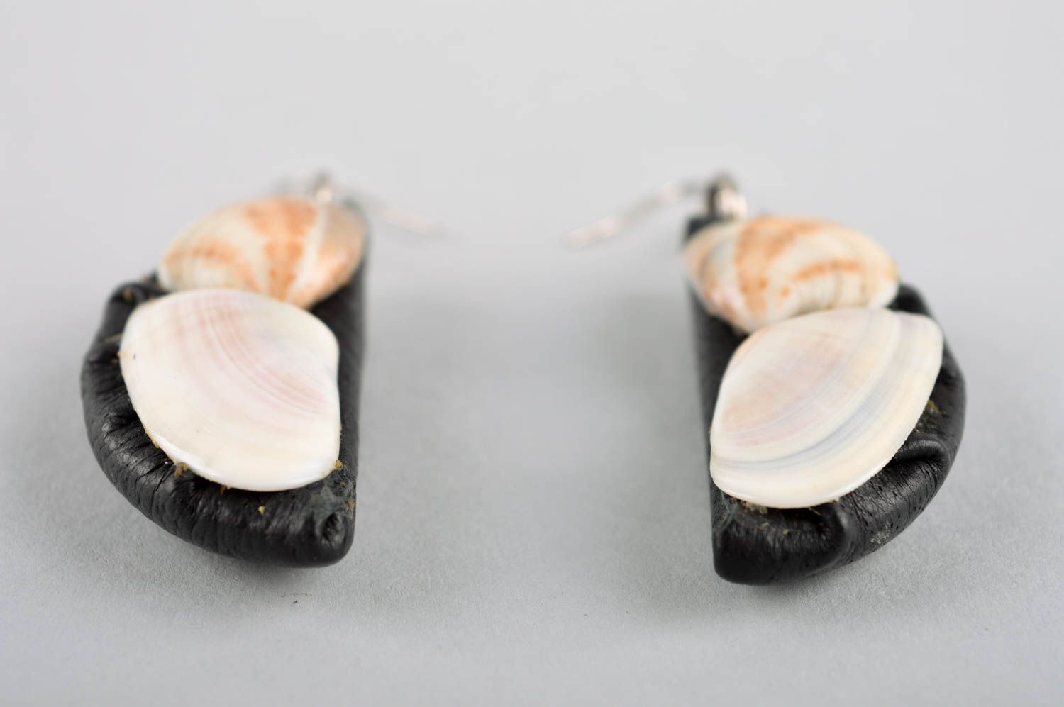 Handmade wooden earrings leather earrings in marine style jewelry designs  photo 4