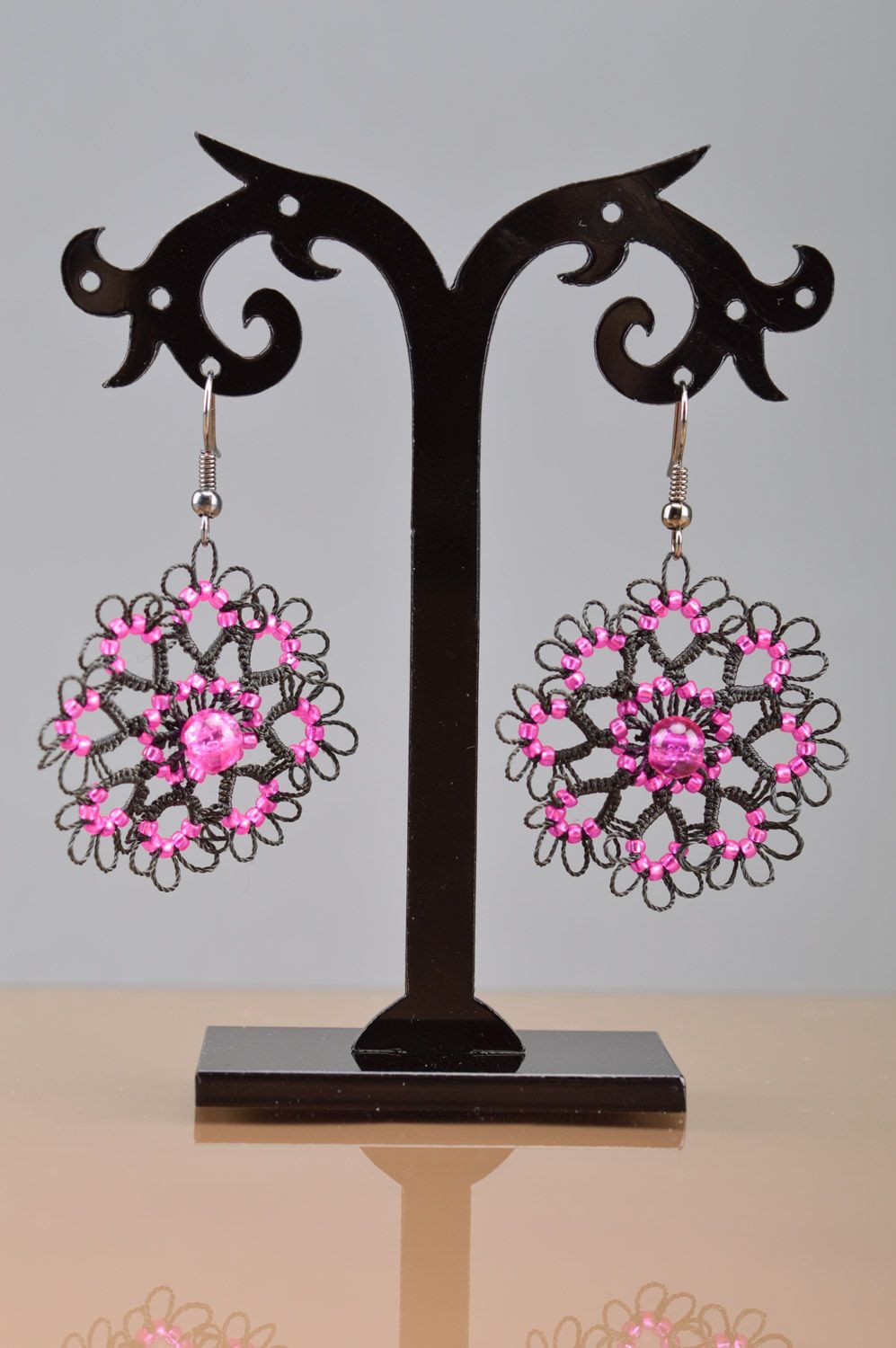 Black and pink handmade large lacy round earrings woven using tatting technique photo 4
