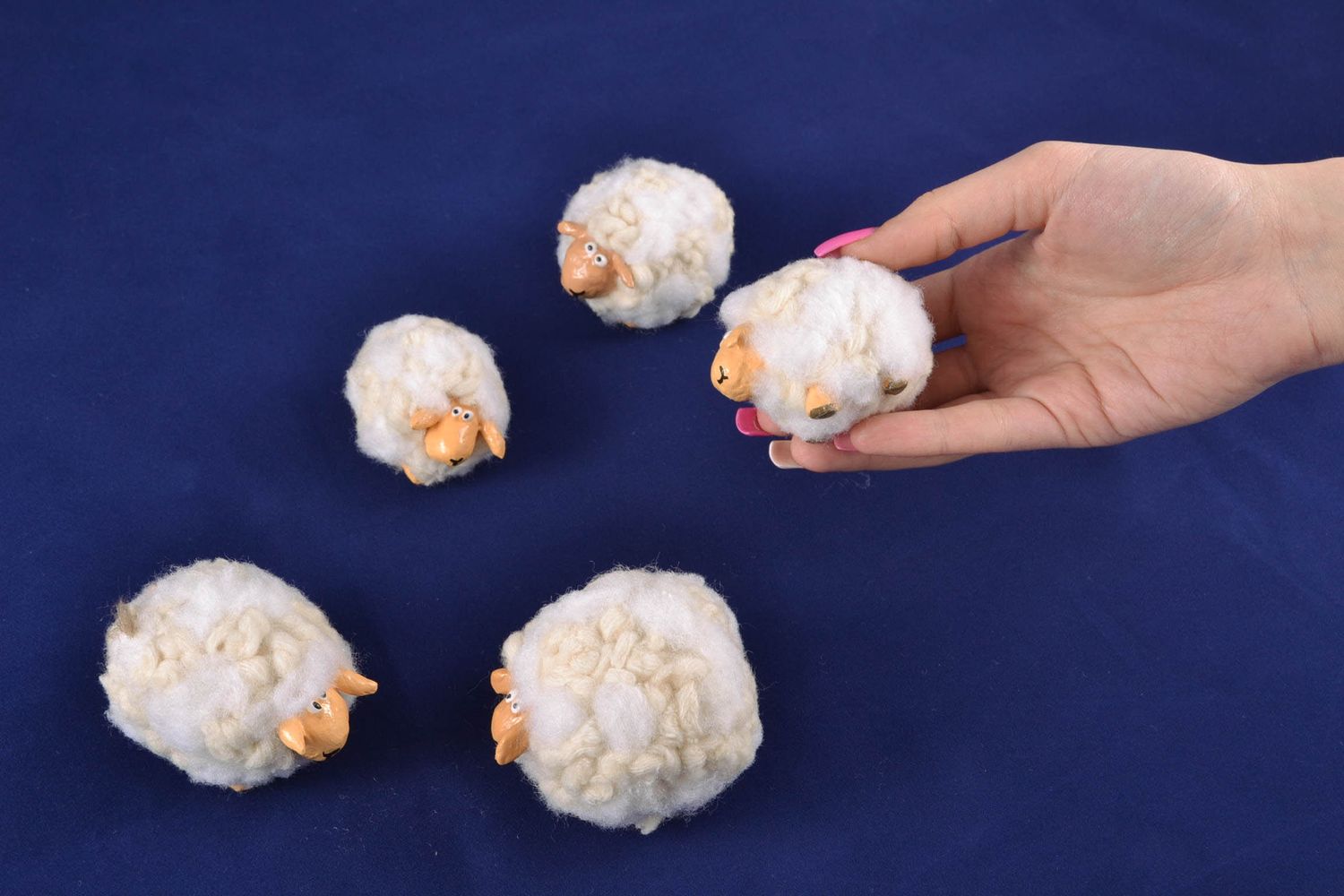 Игрушки из папье-маше 5 овечек фото 3