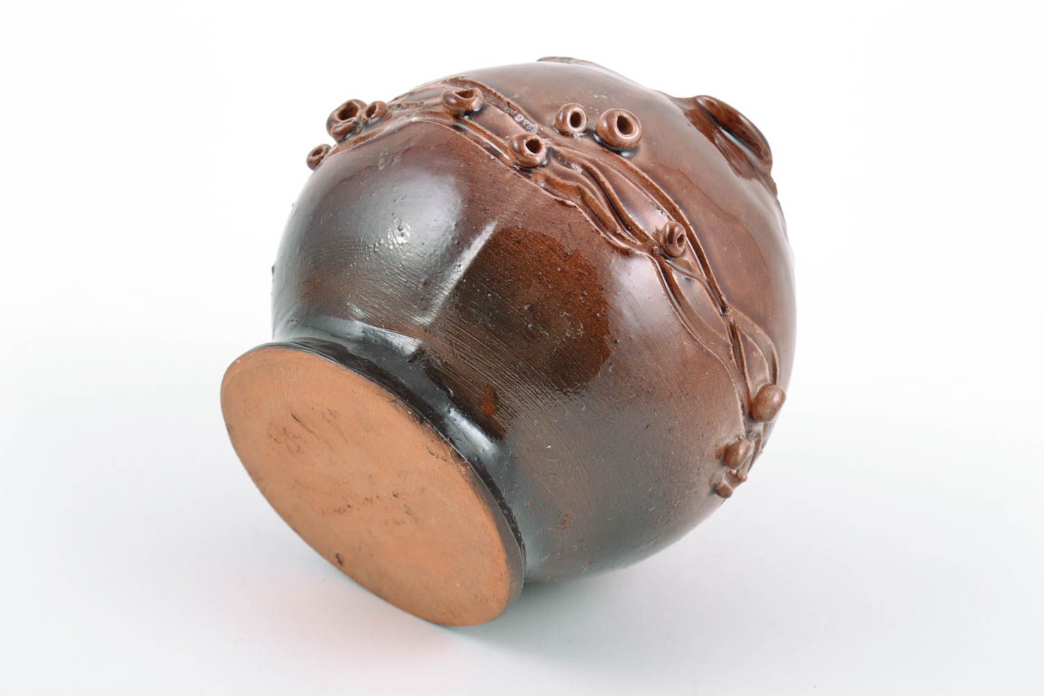 Petit vase en argile recouvert de glaçure rond brun foncé décoré fait main photo 4