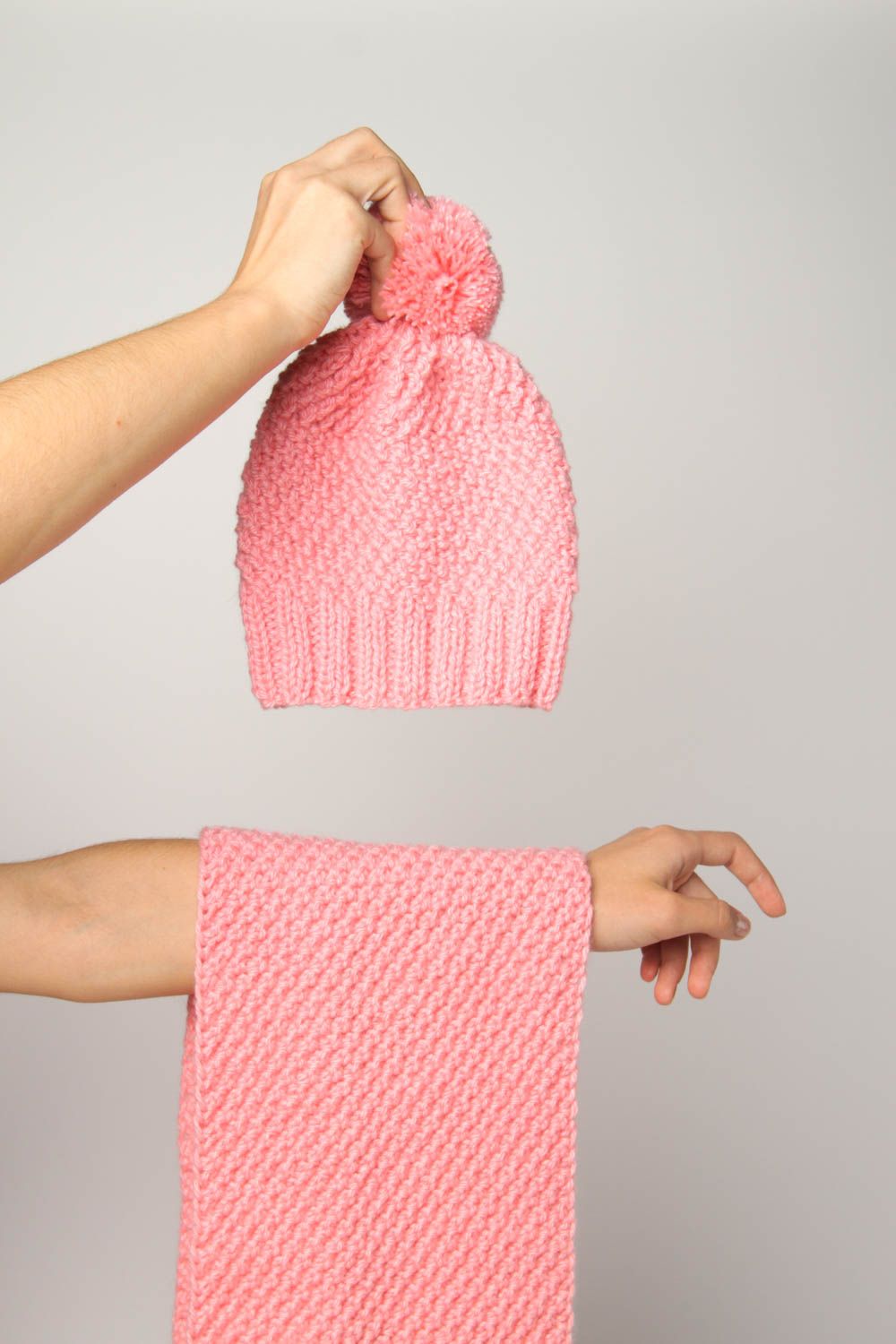 Handmade winter accessories beautiful knitted cap stylish warm pink scarf photo 3