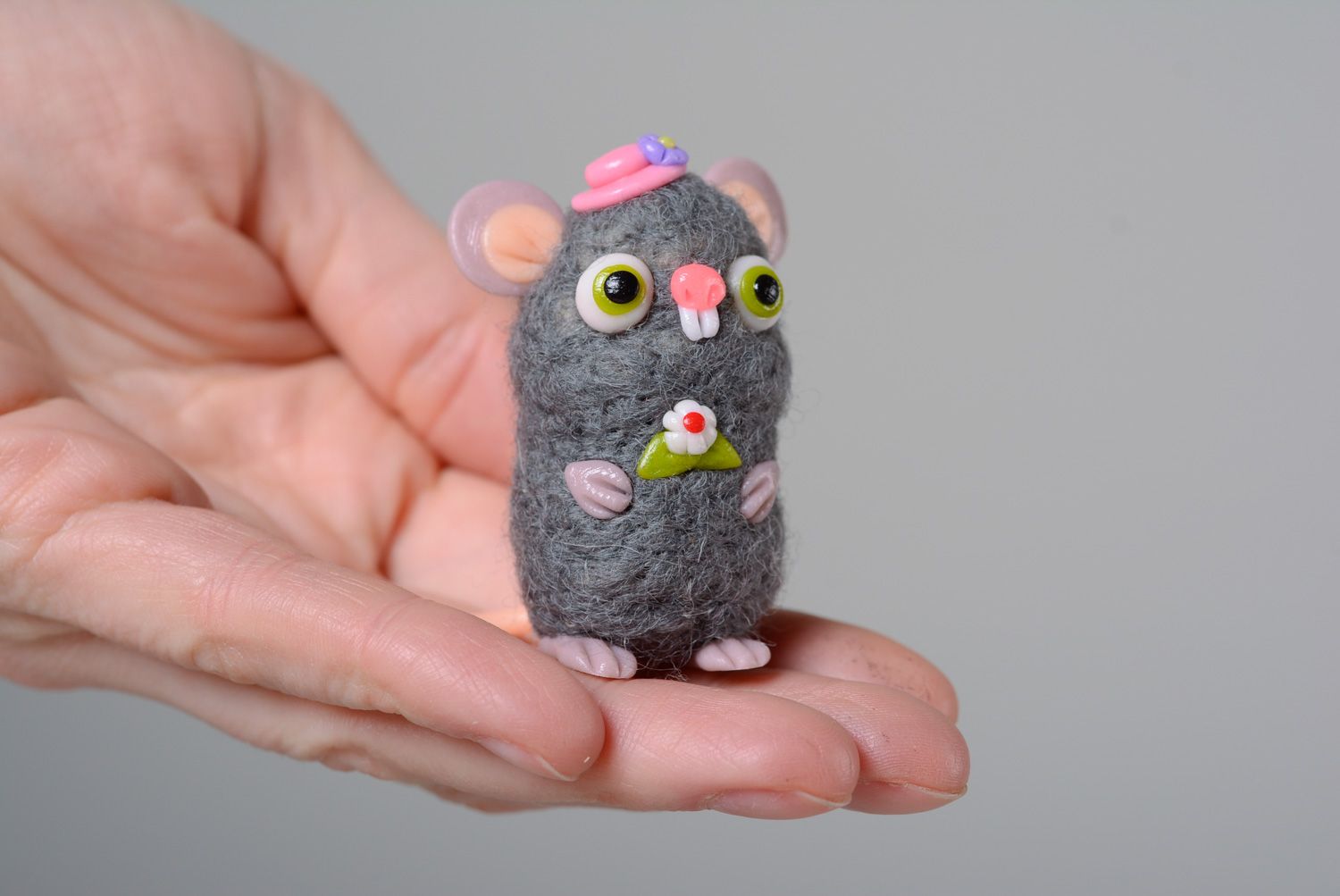 Handmade miniature felted wool toy mouse photo 5