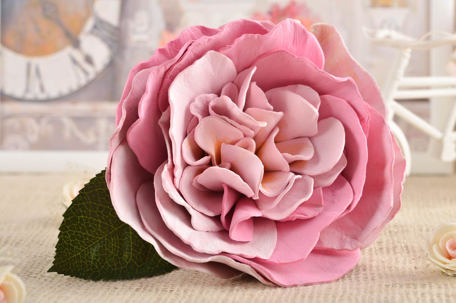 Заколка для волос брошь ручной работы цветок из фоамирана пион розовый крупный фото 1