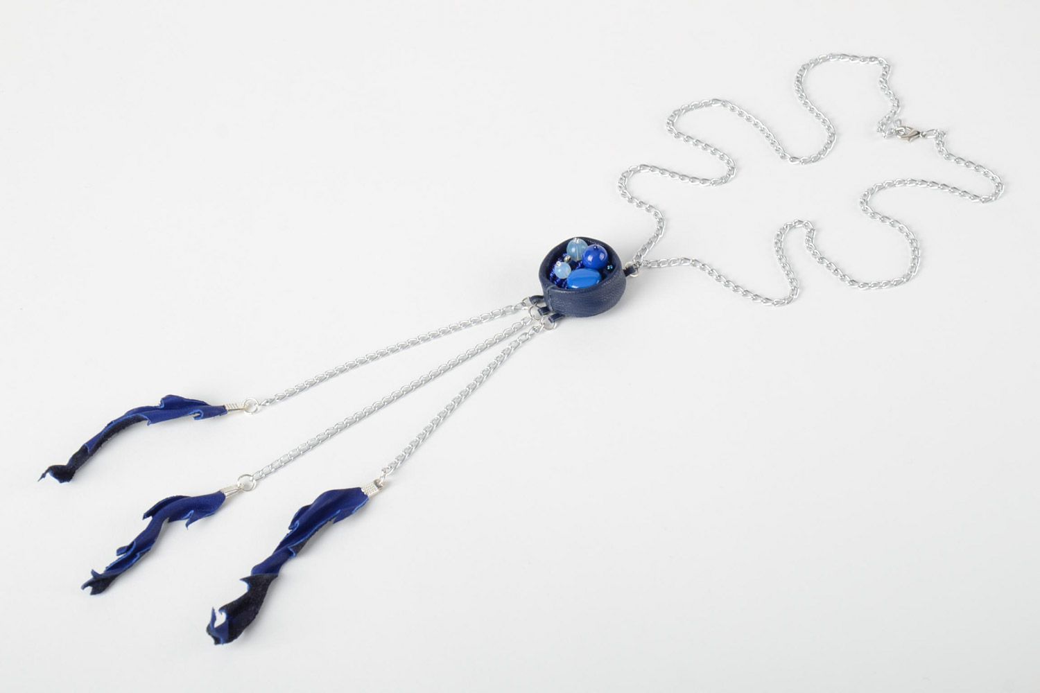 Long pendentif en cuir pierres naturelles perles de rocaille fait main bleu photo 2