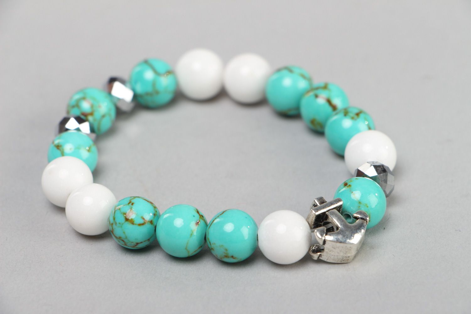 Handmade stretch wrist bracelet with turquoise and agate beads and anchor charm photo 1