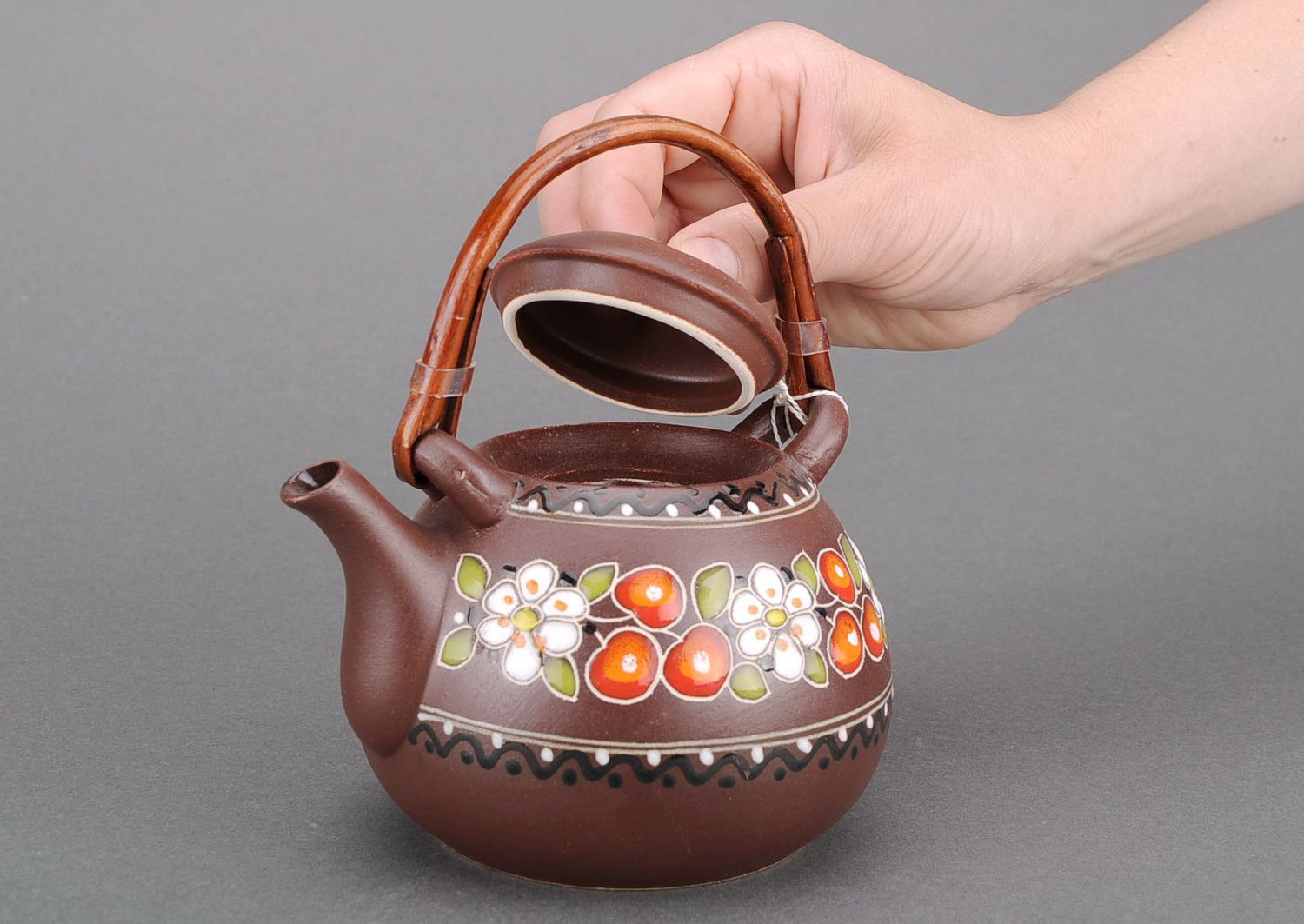 Ceramic teapot with bamboo handle photo 5