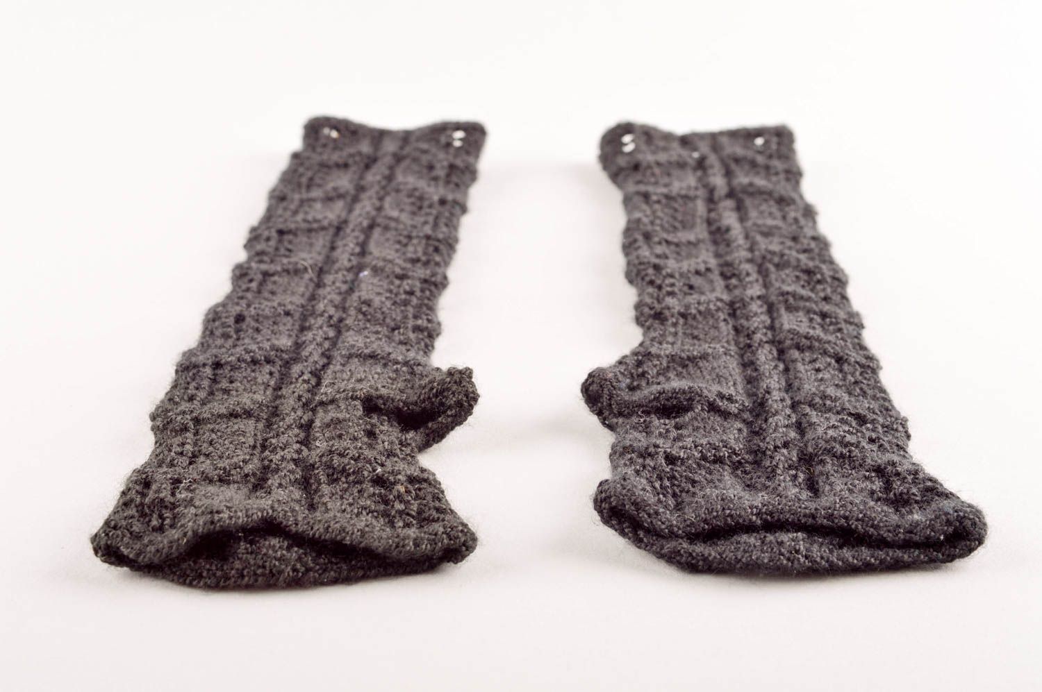 Вязаные митенки ручной работы перчатки для женщин серые темные вязаный аксессуар фото 3