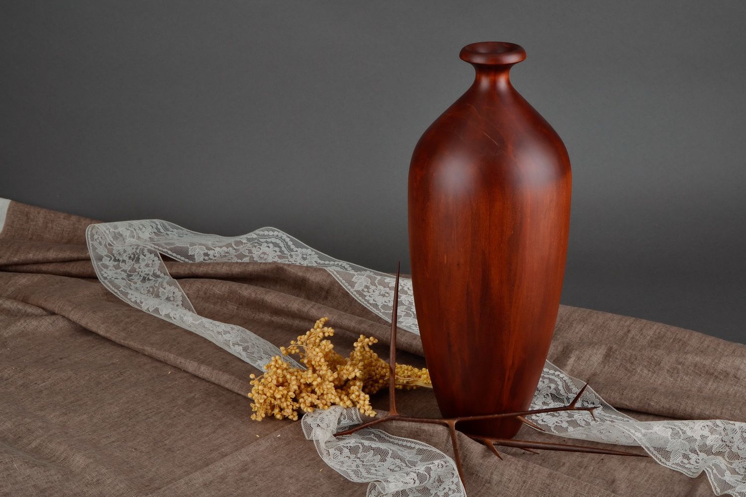 Vase en bois décoratif photo 1