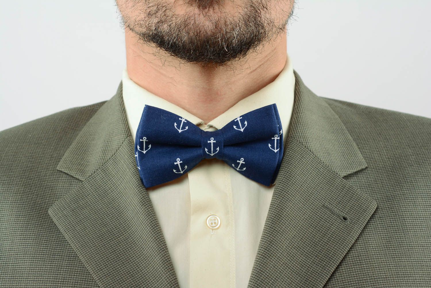 Blue bow tie with anchors  photo 1
