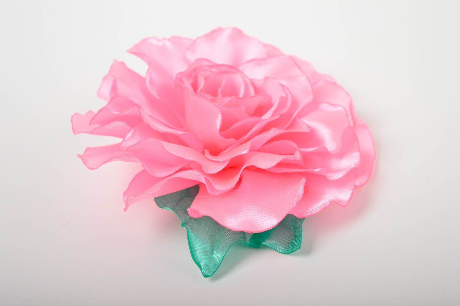 Barrette fleur rose faite main Pince cheveux en satin Cadeau pour fille photo 4