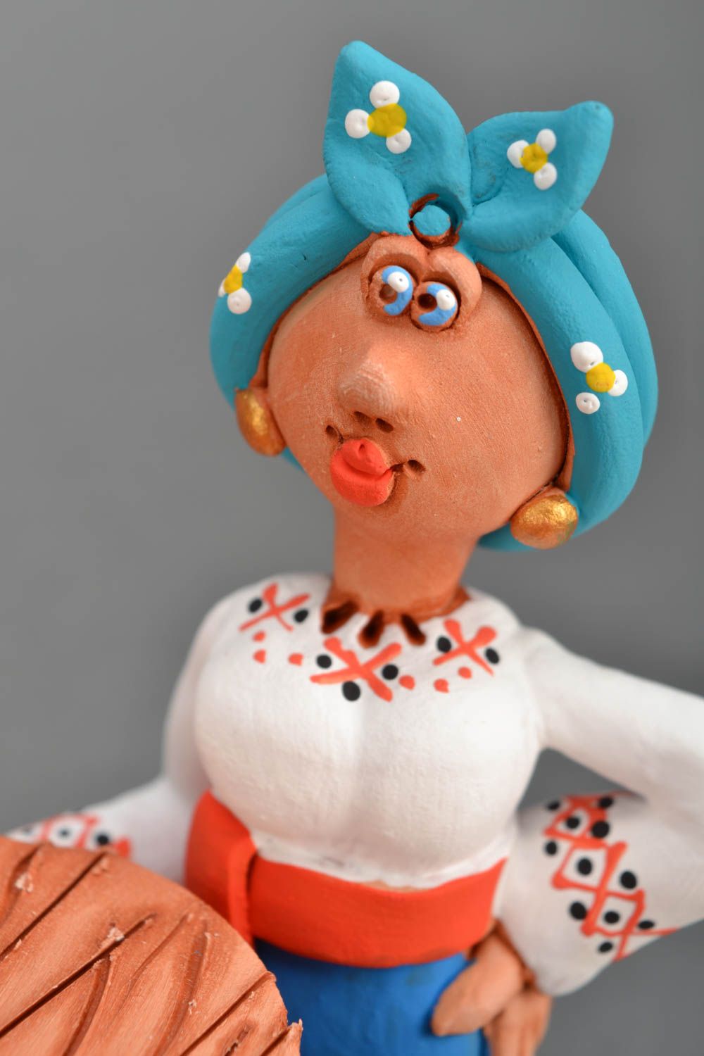 Handmade salt and pepper ceramic stand in the shape of a village woman with two jars 1 lb photo 4